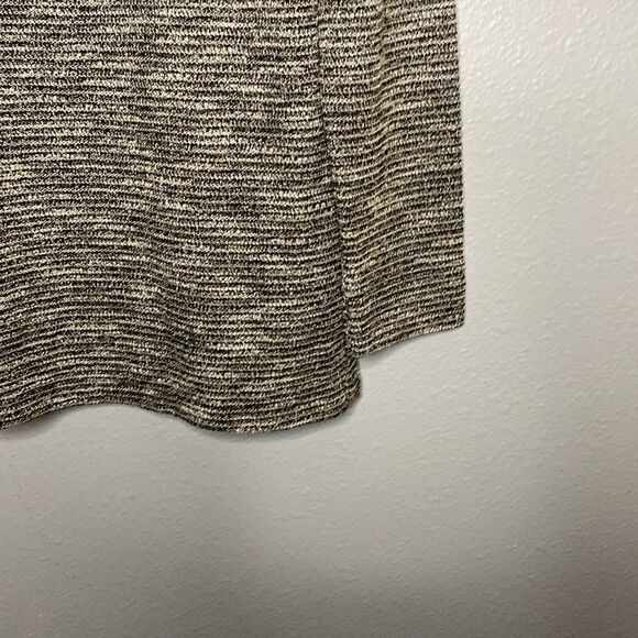 Loft Boho Black and White Long Sleeved Crew Neck Tunic Top Size Medium - Picture 7 of 12